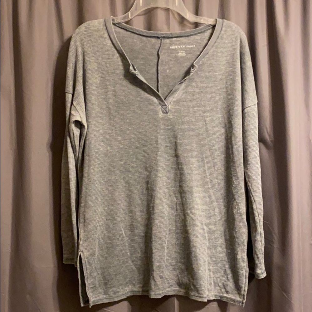 American Eagle blue rock wash long sleeve